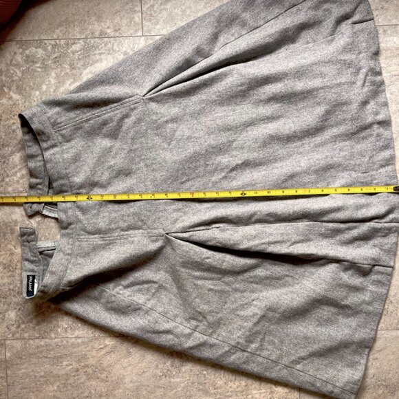 Vintage Wool Skirt with Front Pleats, Knee Length - Picture 13 of 16